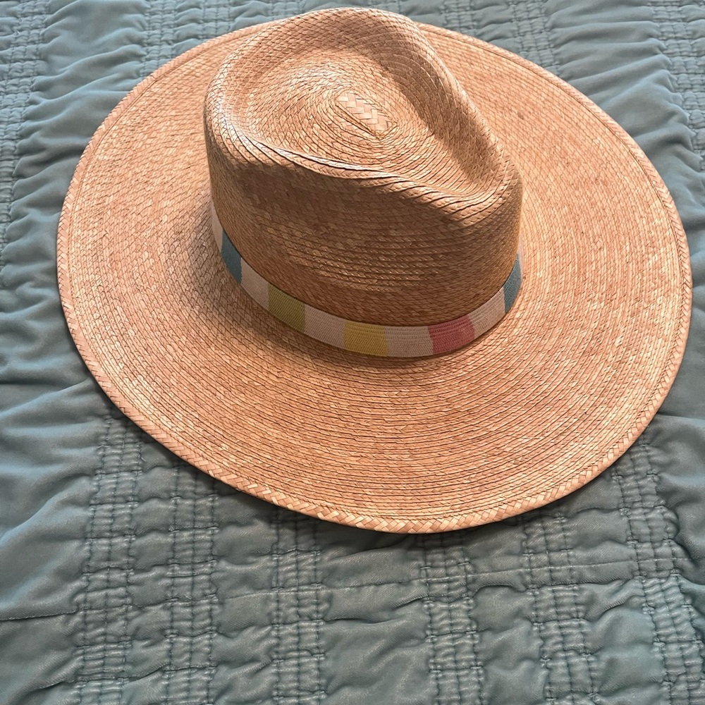 Stylish Tan Straw Hat with Multicolor Band